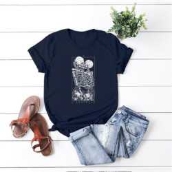 Tshirt squelettes amoureux qui s'embrassent bleu marine