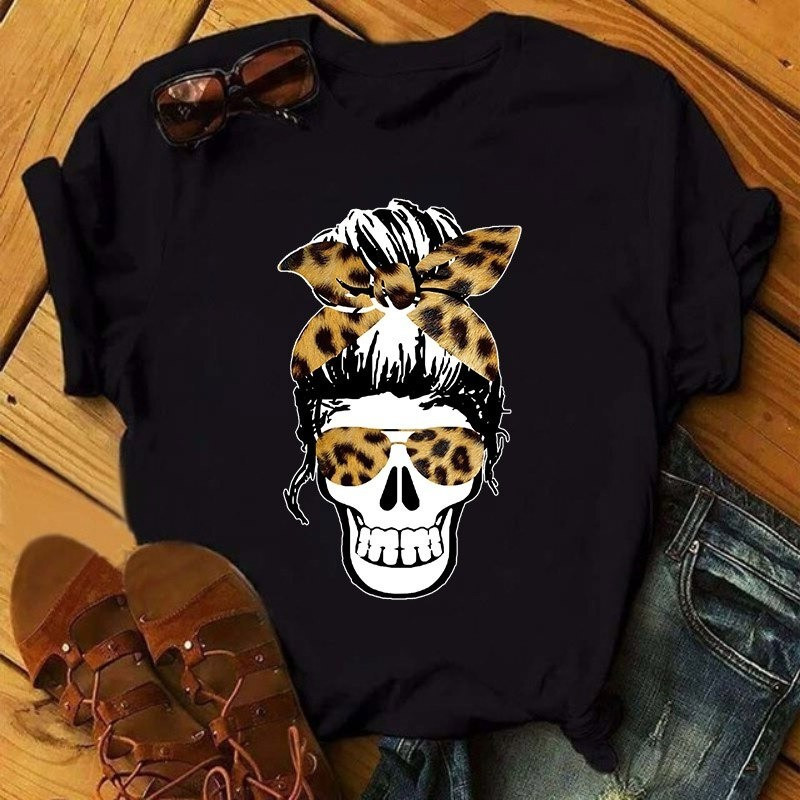 T-shirt tête de mort avec bandana pour femme - 7 modèles et 2 couleurs