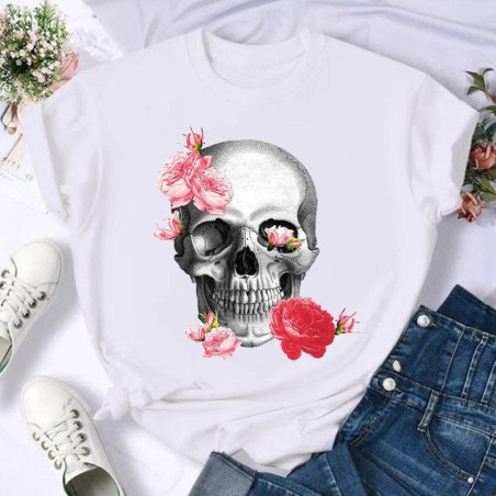 T-Shirt à imprimé de crâne avec roses rouges pour femme modele 1