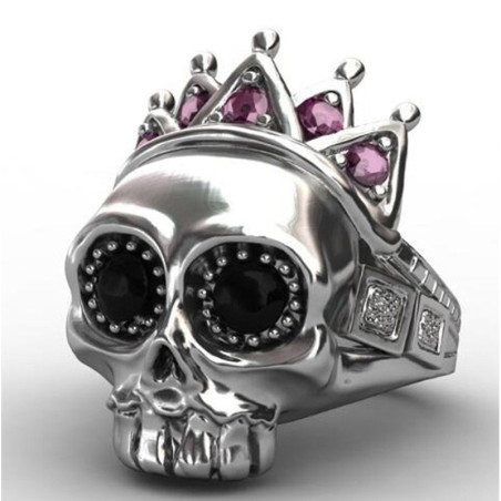 Bague motif tête de mort courronne de roi en zircone vue devant