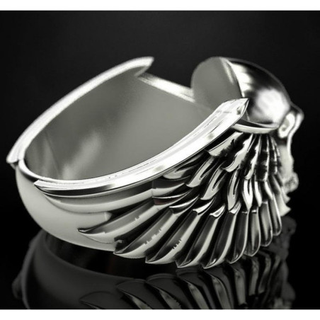 bague homme bague acier inoxydable tête de mort avec ailes volantes vue coté 1