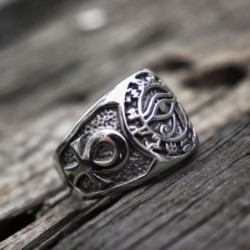 Magnifique Bague motard en argent Oeil d'horus Oeil oudjat vue côté