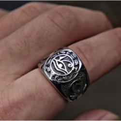 Bague motard en argent Oeil d'horus Oeil oudjat vue dessus