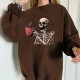 Sweatshirt motif squelette thé café pour femme marron