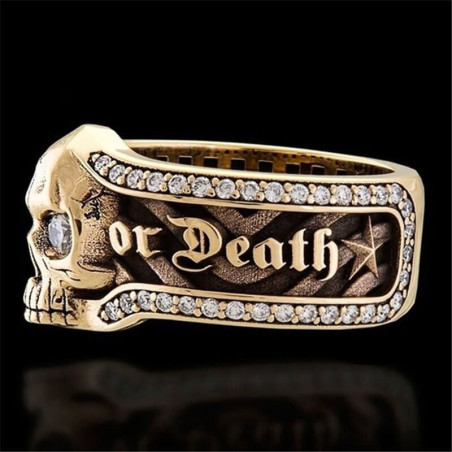 Vue Côté droit Bague motard Tête de mort de couleur or ou argent