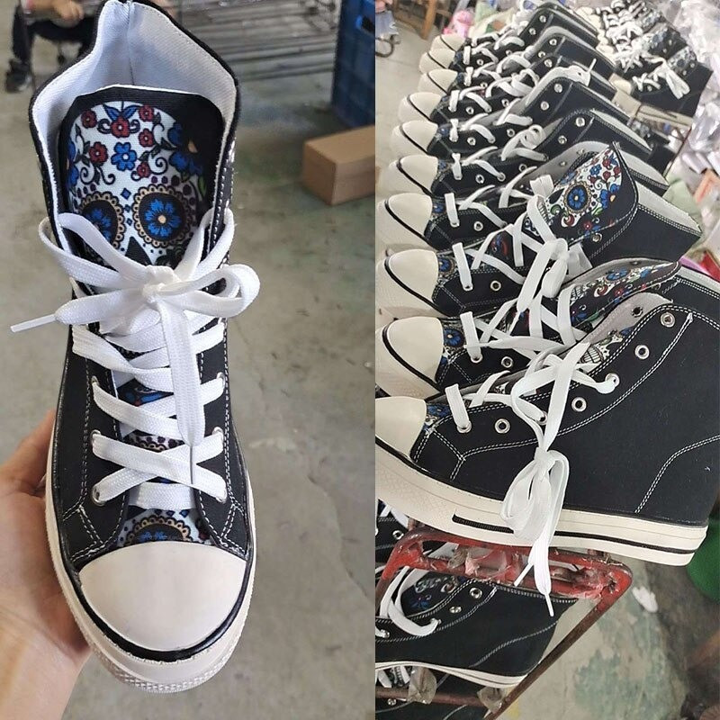 Baskets montantes tête de mort Santa Muerte en toile - Unisexe !