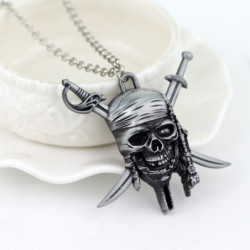 Collier Tête de Mort Pirate - Couleur Argent