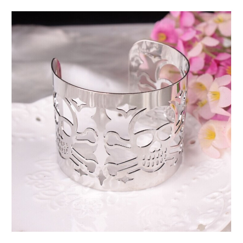 Grand Bracelet Tête de Mort Acier pour Femme