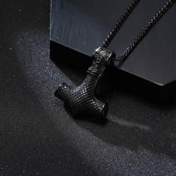 Dimensions Collier Viking avec pendentif marteau de Thor en acier inoxydable vue devant