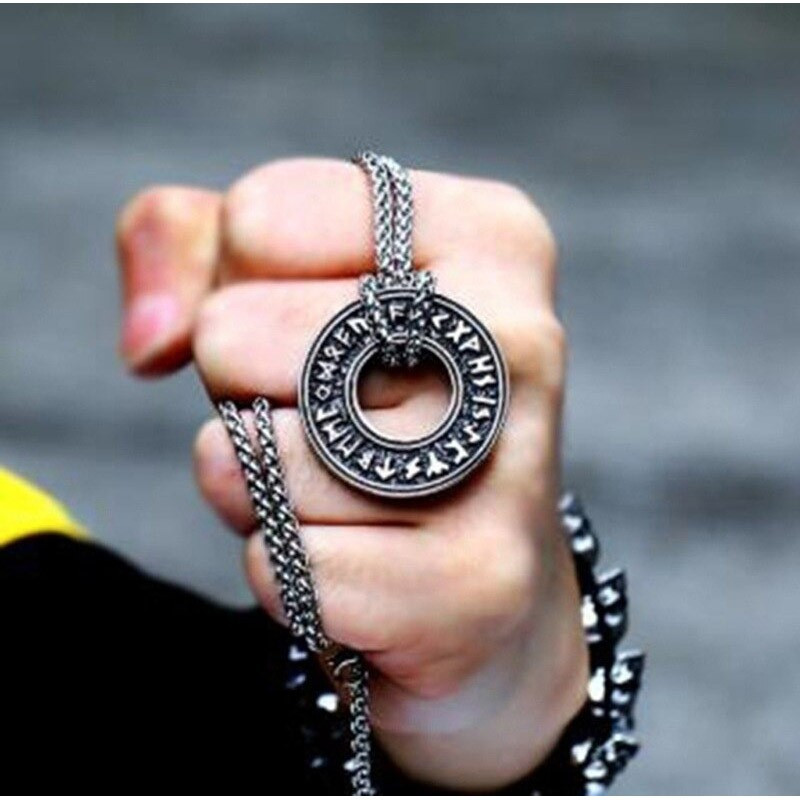 Collier Viking boussole Runic végétvisir