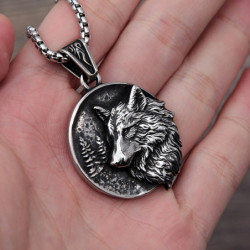 Collier  tête de loup Viking en acier inoxydable