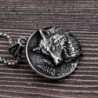 Détails collier  tête de loup Viking en acier inoxydable