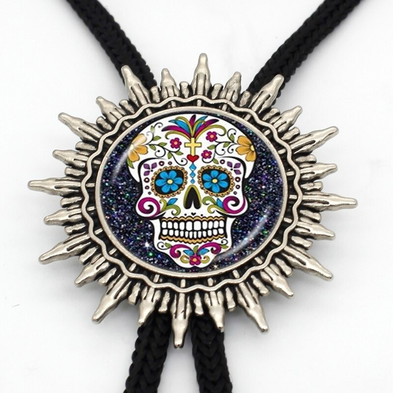 Magnifique cravate Bolo tête de mort Santa Muerte