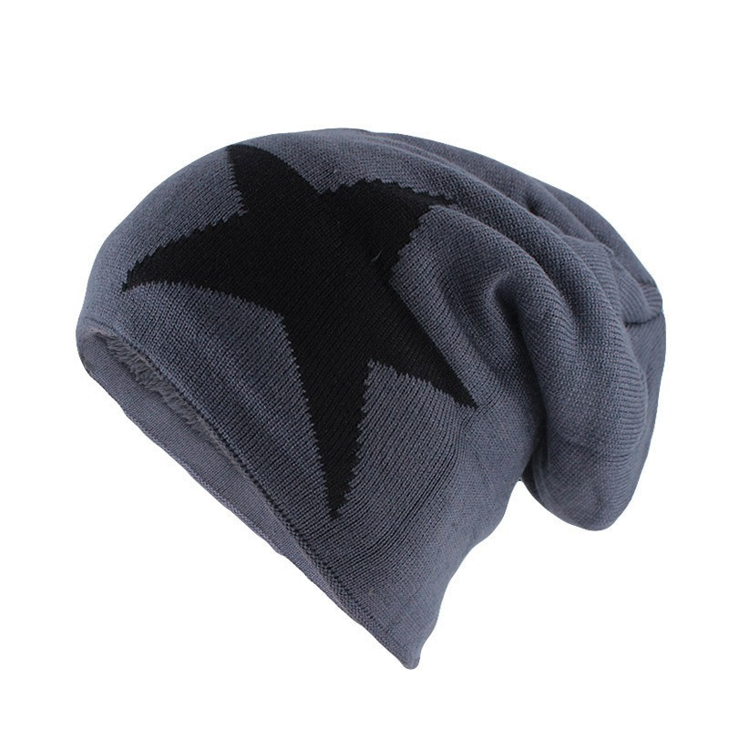 Bonnet éttoile de la Mort ou étoile du Succès !