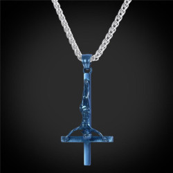 Collier crucifix inversé Néo-gothique - 4 couleurs disponibles