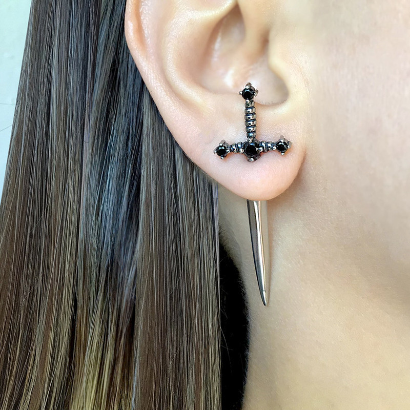 Boucles d'oreilles en épée avec brillant