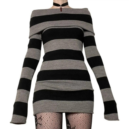 Mini-robe chasuble en polyester Col Bateau !