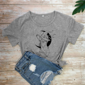 T-shirt Gothique Chat Noir Sorcellerie et Lune pour femme Couleur Gris Foncé
