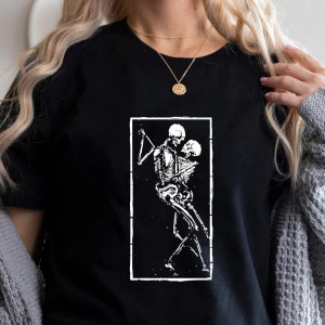 T-shirt Squelettes Amoureux - L'amour au-delà de la Mort !