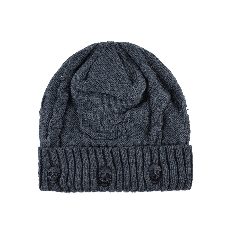Bonnet Tête de Mort avec petits Crânes Metal incrustés Couleur Gris Clair