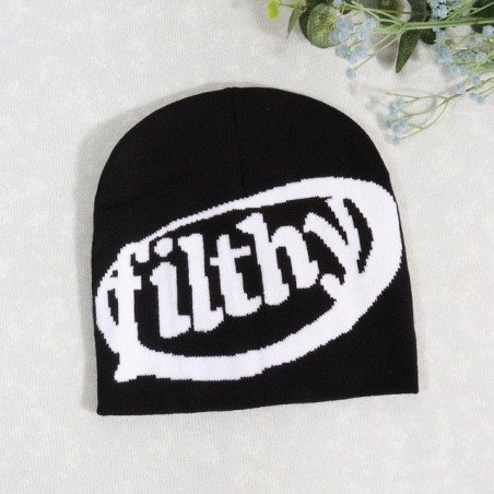 Bonnet avec inscription Filthy Modèle Noir