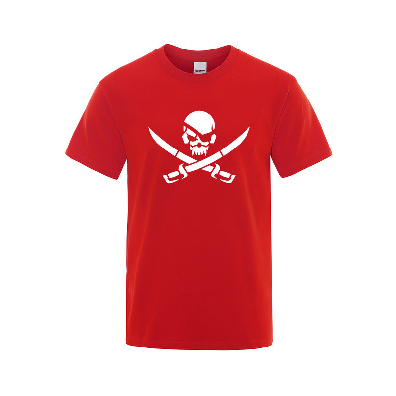 T-Shirt Tête de Mort Crâne de Pirate et Sabres Couleur Rouge
