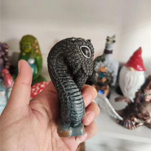 Vue côté Figurine Gothique Sorcellerie Serpent Noir