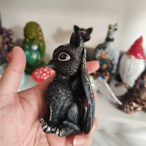 Vue côté Figurine Gothique Sorcellerie Griffon Grype Noir