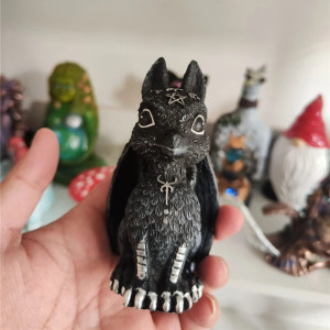 Vue Face Figurine Gothique Sorcellerie Griffon Grype Noir