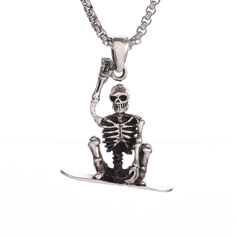 Pendentif Tête de Mort Squelette Skater