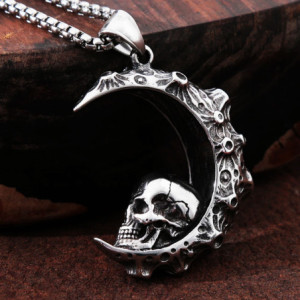 Pendentif Collier Tête de Mort Crâne Croissant de Lune