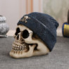 Vue côté Tête de Mort Résine Marin Pirate avec Bonnet en Tricot Bleu