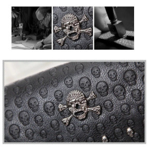 Détails logo du Sac à Main Tête de Mort Pirate Strass et Rivets Skull