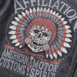 Vue Broderie Veste Cuir Tête de Mort Skull Biker "Esprit Custom Américain"