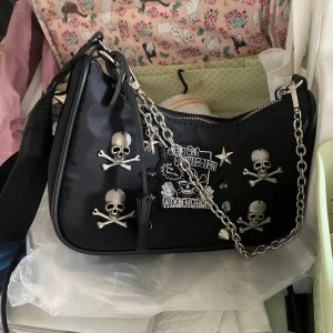 Vue complète du Sac à Main Tête de Mort Punk Rock