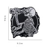 les dimensions Patch Brodé Squelette "Dead Drunk"