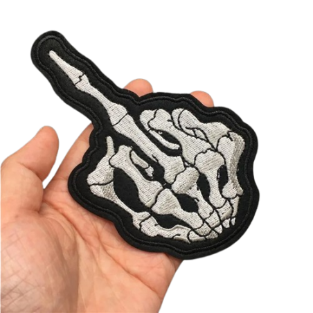 Patch Brodé Tête de Mort Squelette Main Fuck YOU !