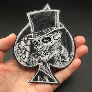 dos Patch Brodé Tête de Mort As de Pique de la Mort - 7.8cm x 9.8cm