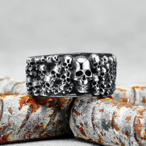 Magnifique Bague Tete de Mort Biker Crânes Tombeau