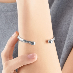 Bracelet OUvert Tête de Mort Duo de Crânes -Design Minimaliste