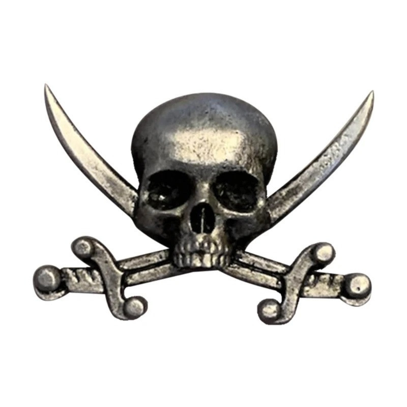 Broche Tête de Mort Pirate Crâne et Sabres