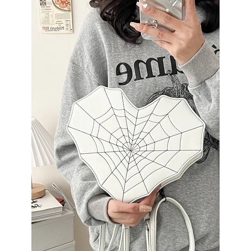 Sac à Main Gothique Design Coeur Romantique en Toile d'Araignée couleur  blanc