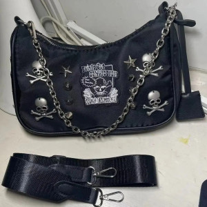 vue complète du Sac à Main Tête de Mort Pirates Gothique