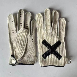 Magnifique Paire de Gants Tête de Mort de Moto Design Croix Noire