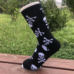 Chaussette Tête de mort Jolly Rogers vue côté