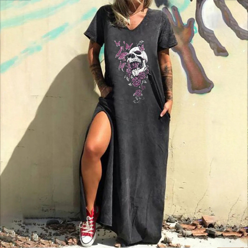 Robe longue avec tete de mort sale