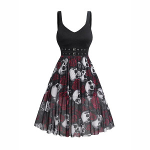 Robe Gothique avec Grand Crâne Ensanglanté et Roses Rouges et Blanches modèle 3