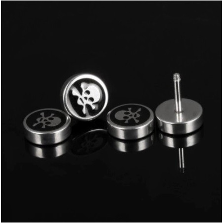 Vue détails des Boucles d'Oreilles Tête de Mort Pirate Homme ou Femme
