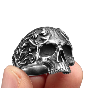 Bague Tête de Mort Crâne Sombre Enchevêtrement