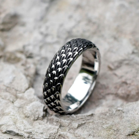 vue détailéle et complète de la Bague Viking Écailles Nocturnes